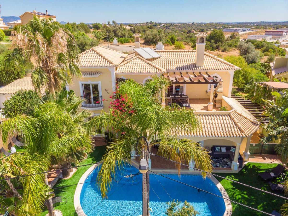 Apartment Oasis Tropical, Jardim E Piscina! Portimao