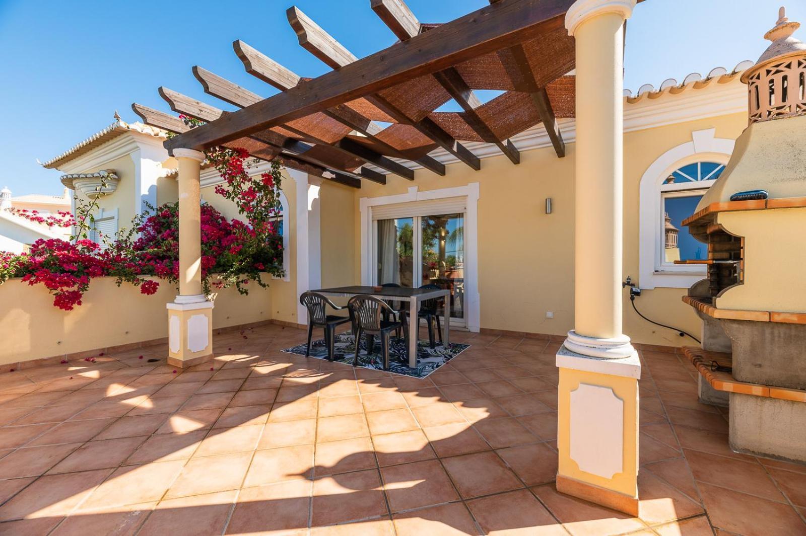 Oasis Tropical, Jardim E Piscina! Portimao