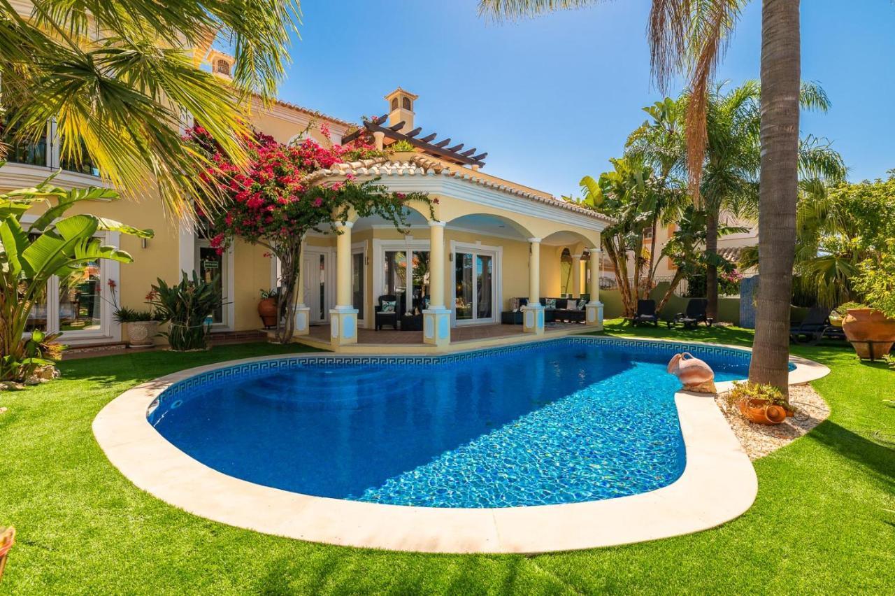 Oasis Tropical, Jardim E Piscina! Apartment